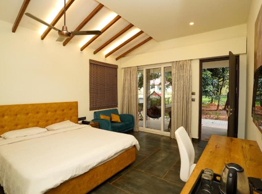 Book Deluxe Chalet room in Yelagiri