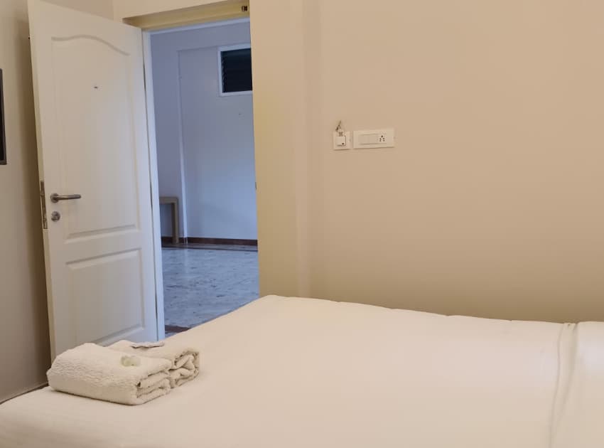 Book Valley Club Rooms-Two Queen Beds room in Ooty