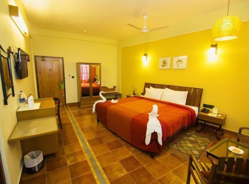Book Valley View Rooms room in Munnar